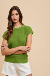 Annie Wear Women's Elegant Round Neck Short Sleeve Knit Sweater - Versatile & Comfortable Knitwear
