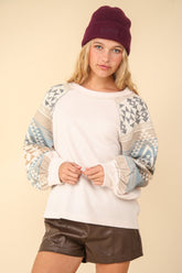 Stylish Women's Long Sleeve Knit Top by VERY J – Cozy Round Neck with Unique Print