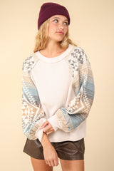 Stylish Women's Long Sleeve Knit Top by VERY J – Cozy Round Neck with Unique Print