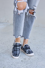 Trendy Plaid Plush Flat Sneakers for Women - Comfort & Style by Forever Link