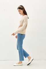 Versatile Round Neck Long Sleeve Sweater - Cozy & Stylish