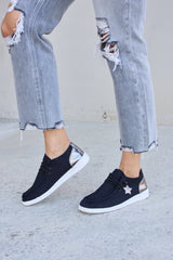Forever Link Star Lace-Up Flat Sneakers – Stylish & Comfortable Casual Footwear