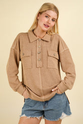 VERY J Women's Oversized Collared Knit Top with Pockets - Chic Long Sleeve Button-Down