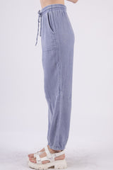 VERY J Women's Washed Crinkle Gauze Cargo Pants with Drawstring