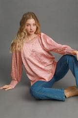 Umgee Women's Wrinkled Lantern Sleeve Blouse - Trendy Round Neck Top