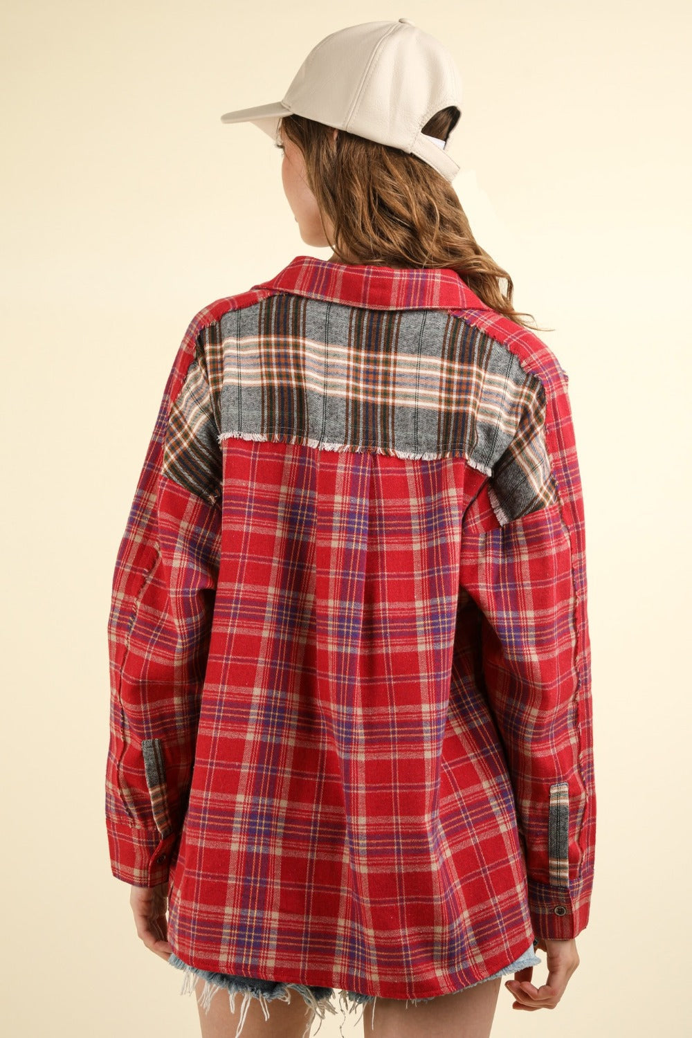 VERY J Women's Plaid Raw Detail Oversized Fall Shirt - Button-Down Fashion