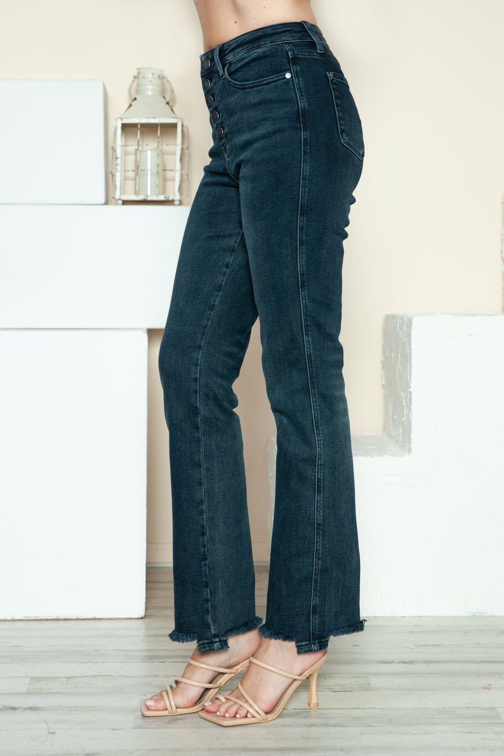 Judy Blue Women's Full Size Button Fly Distressed Straight Leg Jeans - Comfortable & Trendy Denim