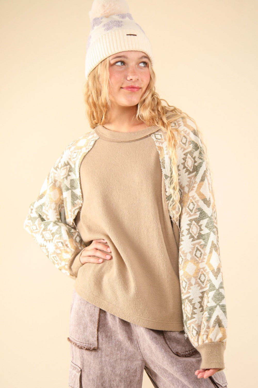 VERY J Women's Stylish Round Neck Knit Top - Printed Long Sleeve, Cozy Comfort