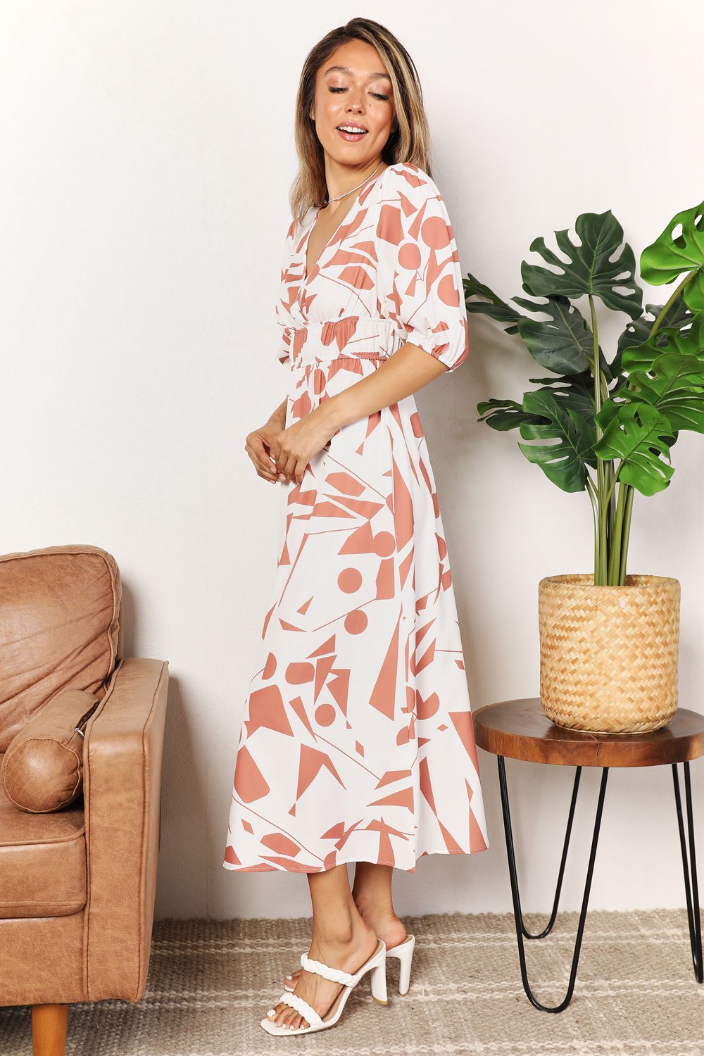 Elegant Printed Surplice Balloon Sleeve Midi Dress for Day & Night