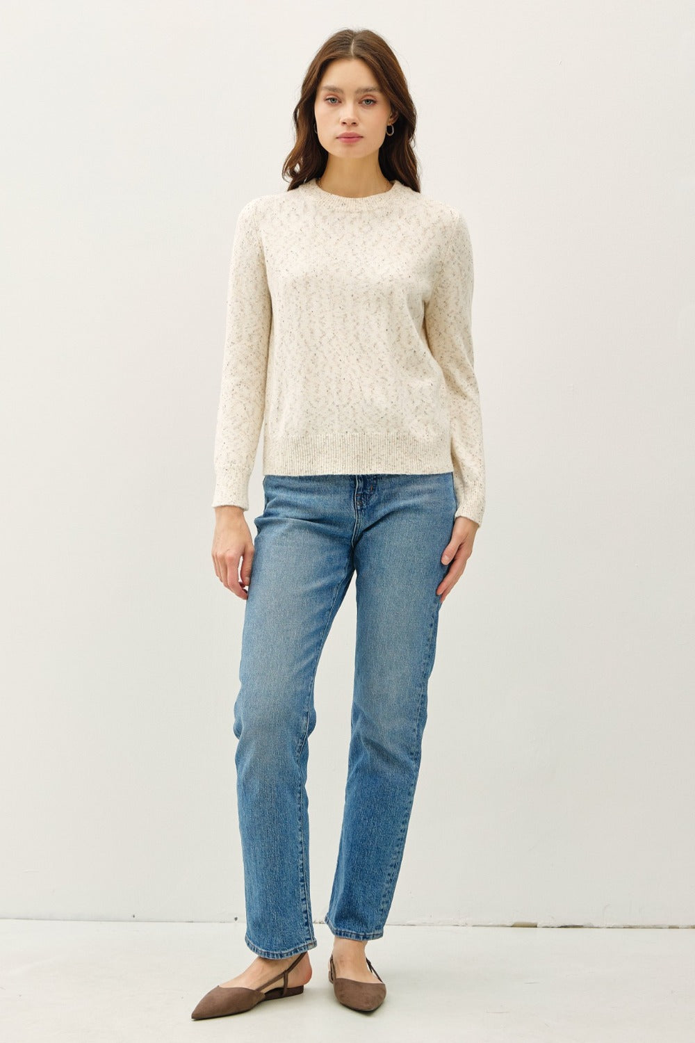 Versatile Heathered Round Neck Long Sleeve Sweater for Cozy Style