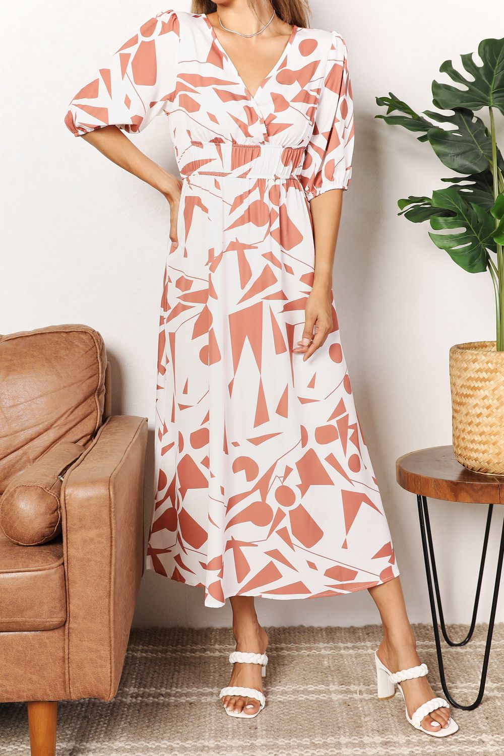 Elegant Printed Surplice Balloon Sleeve Midi Dress for Day & Night
