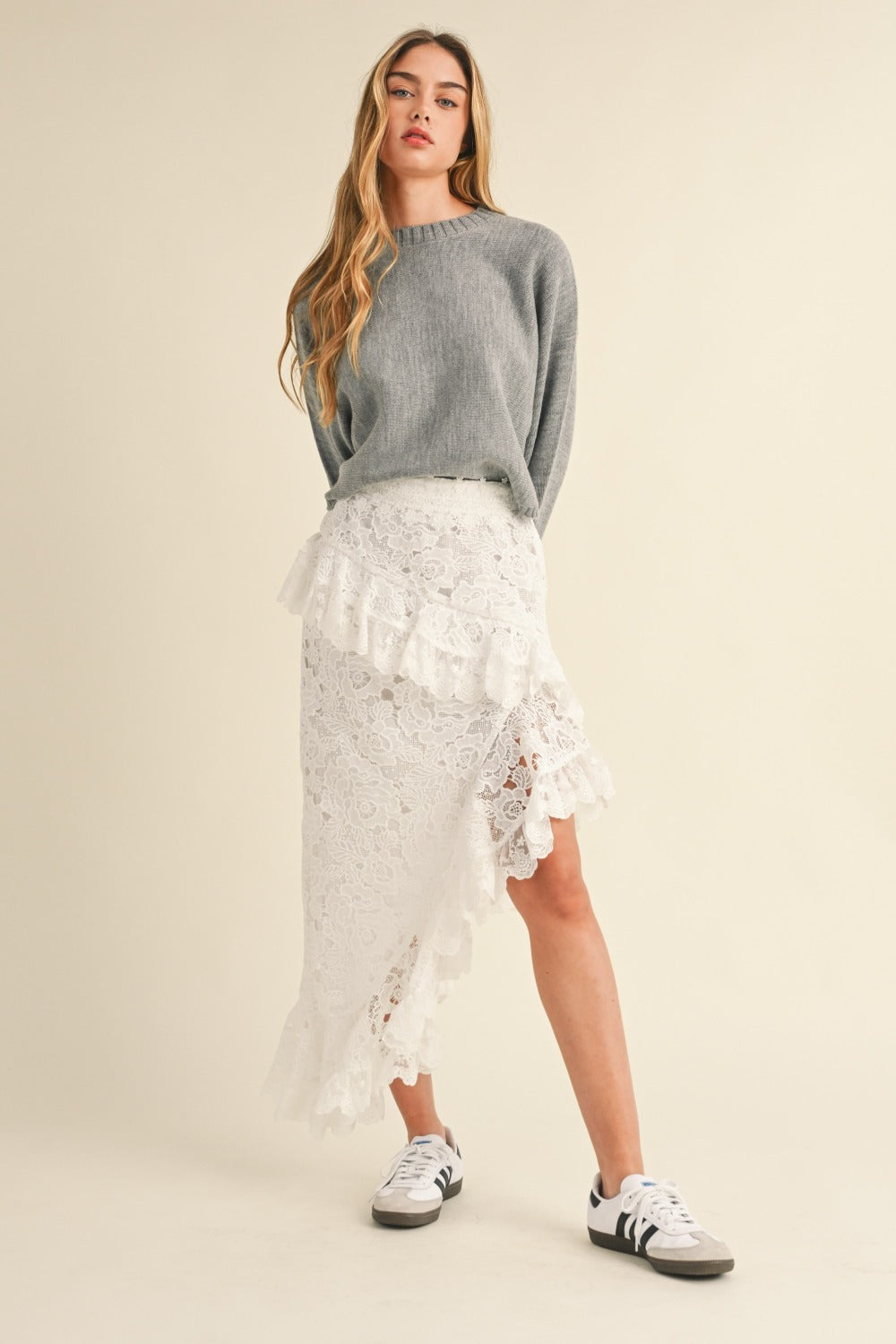 Mable Women's Round Neck Dolman Sleeve Cropped Sweater - Stylish & Trendy Knitwear