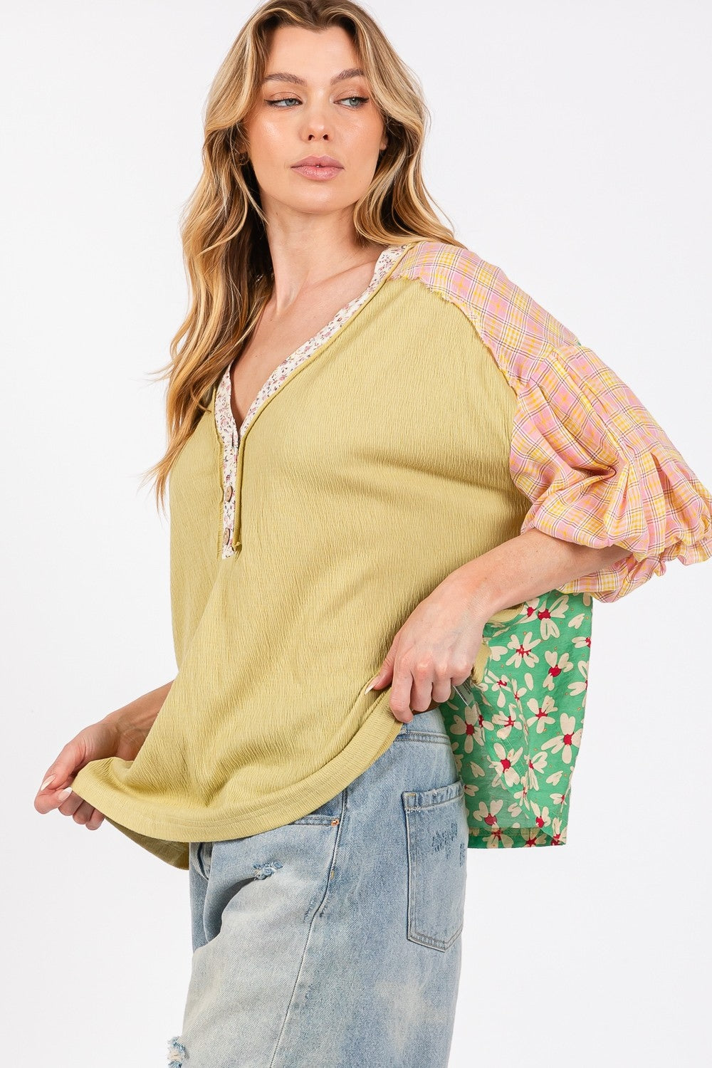 SAGE + FIG Women's Color Block Bubble Sleeve Top - Trendy & Vibrant