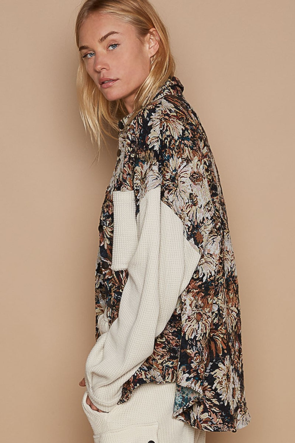 POL Contrast Sleeves Floral Jacquard Button-Down Shirt for Elegant Style