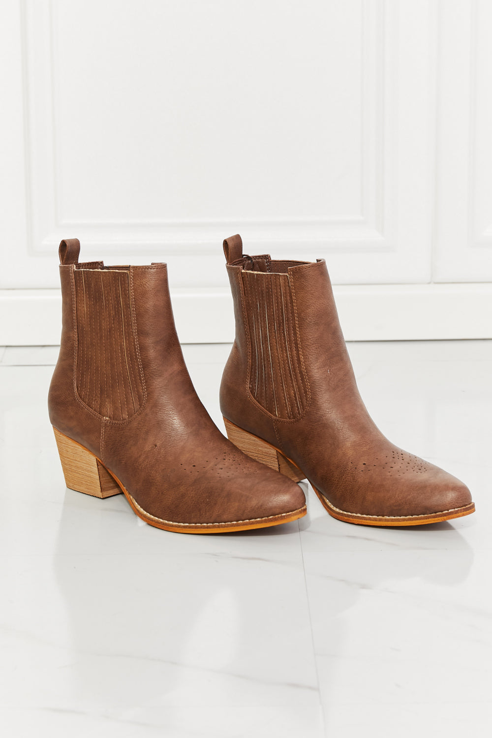 MMShoes Love the Journey Chestnut Stacked Heel Chelsea Boots - Stylish and Comfortable