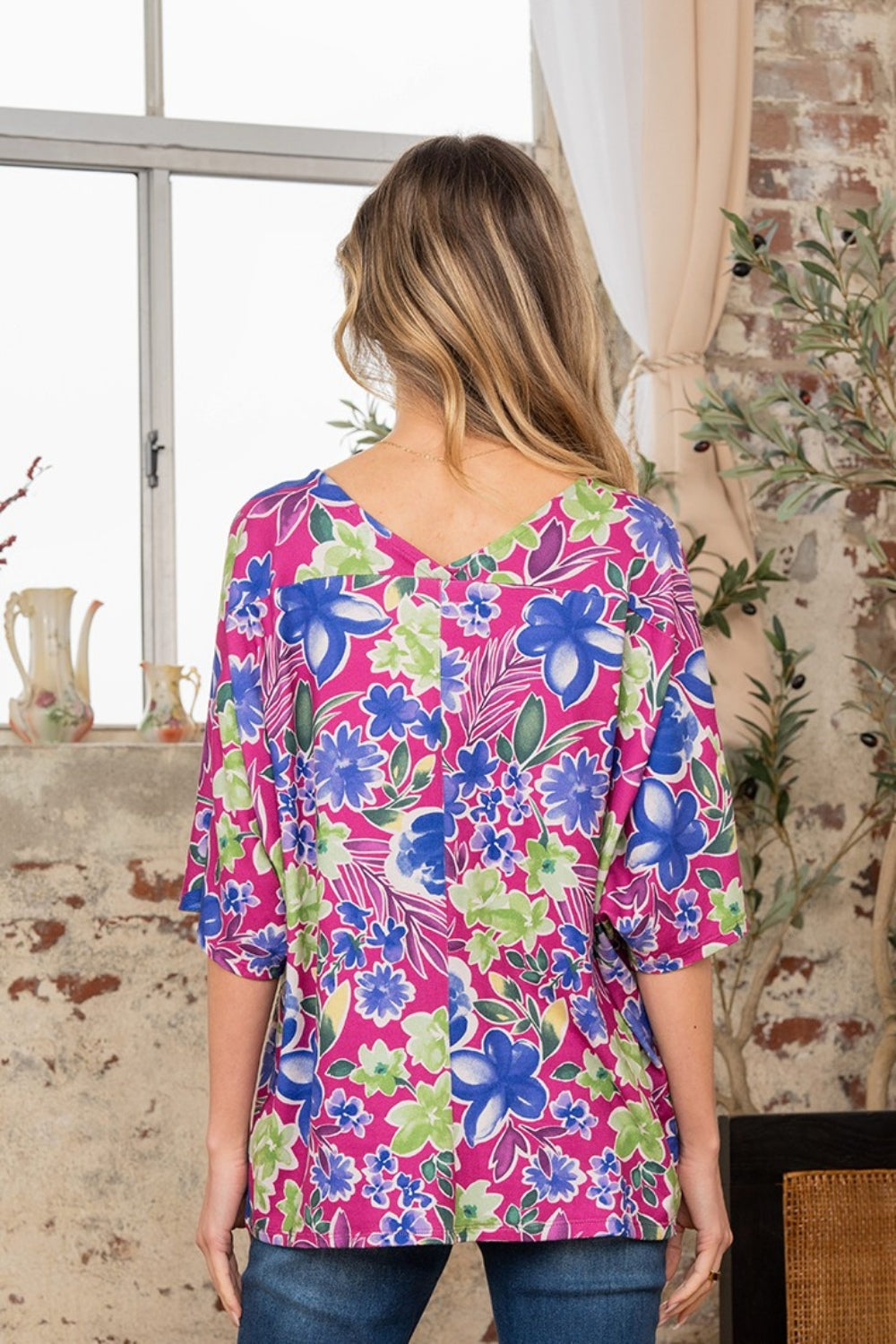 Sew In Love V-Neck Floral Half Sleeve Top - Stylish Women's Blouse