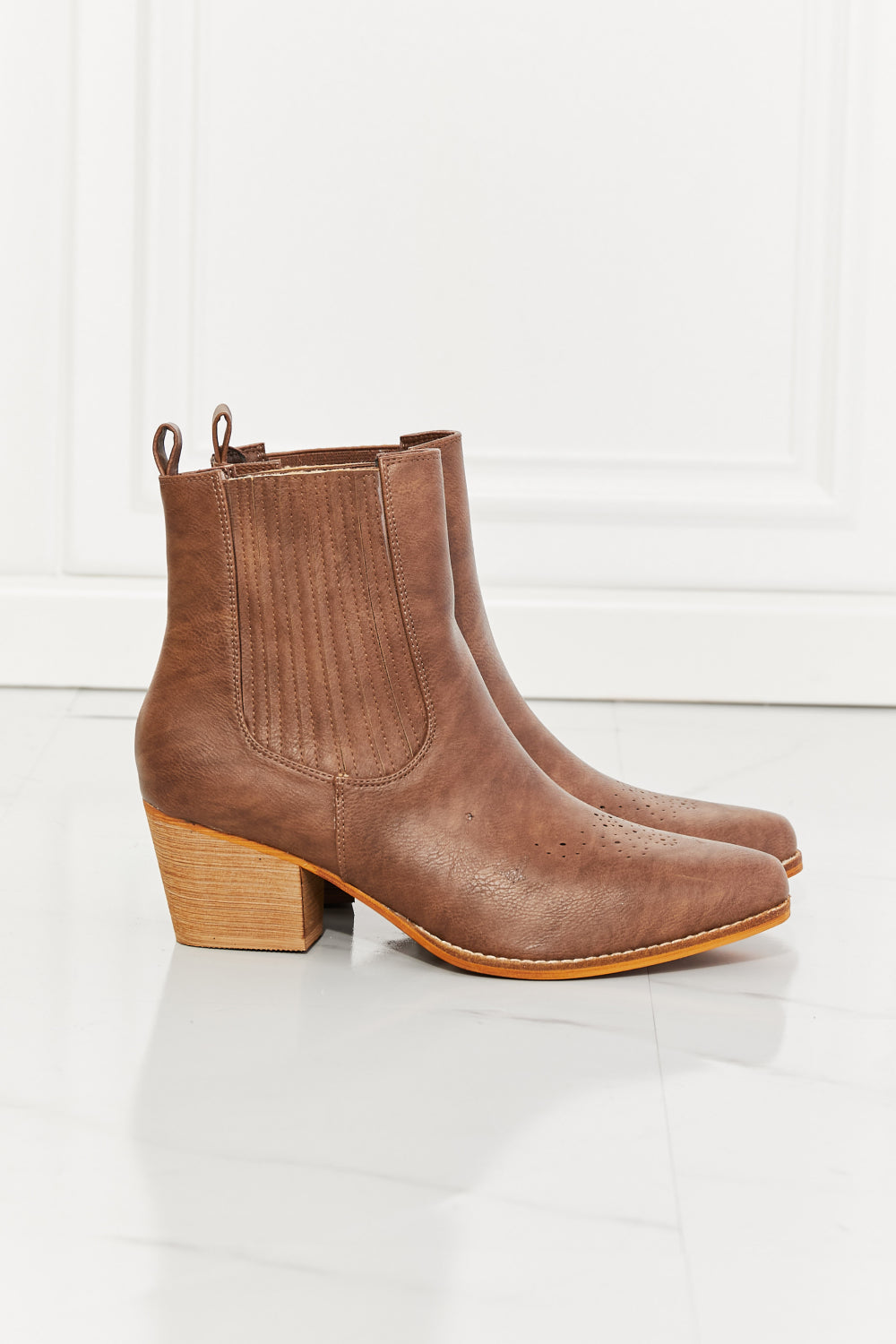 MMShoes Love the Journey Chestnut Stacked Heel Chelsea Boots - Stylish and Comfortable
