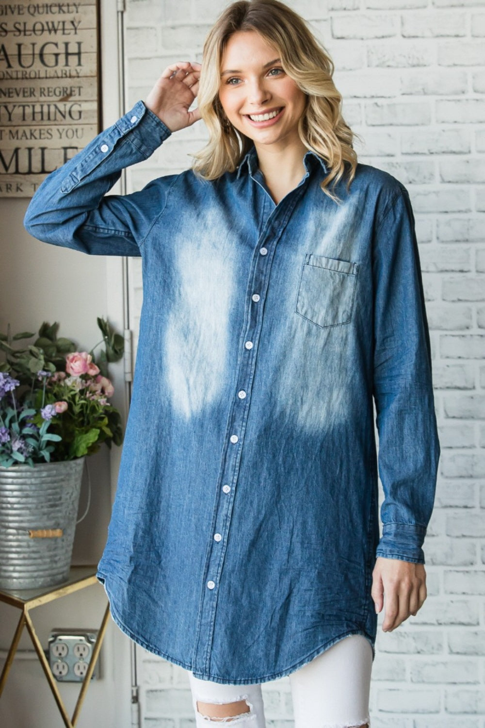 Veveret Pocketed Button-Up Washed Denim Shirt for Women - Chic & Comfortable