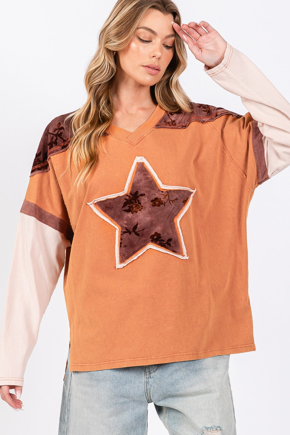 SAGE + FIG Star Patch Long Sleeve Color Block T-Shirt - Trendy Oversized Cotton Tee