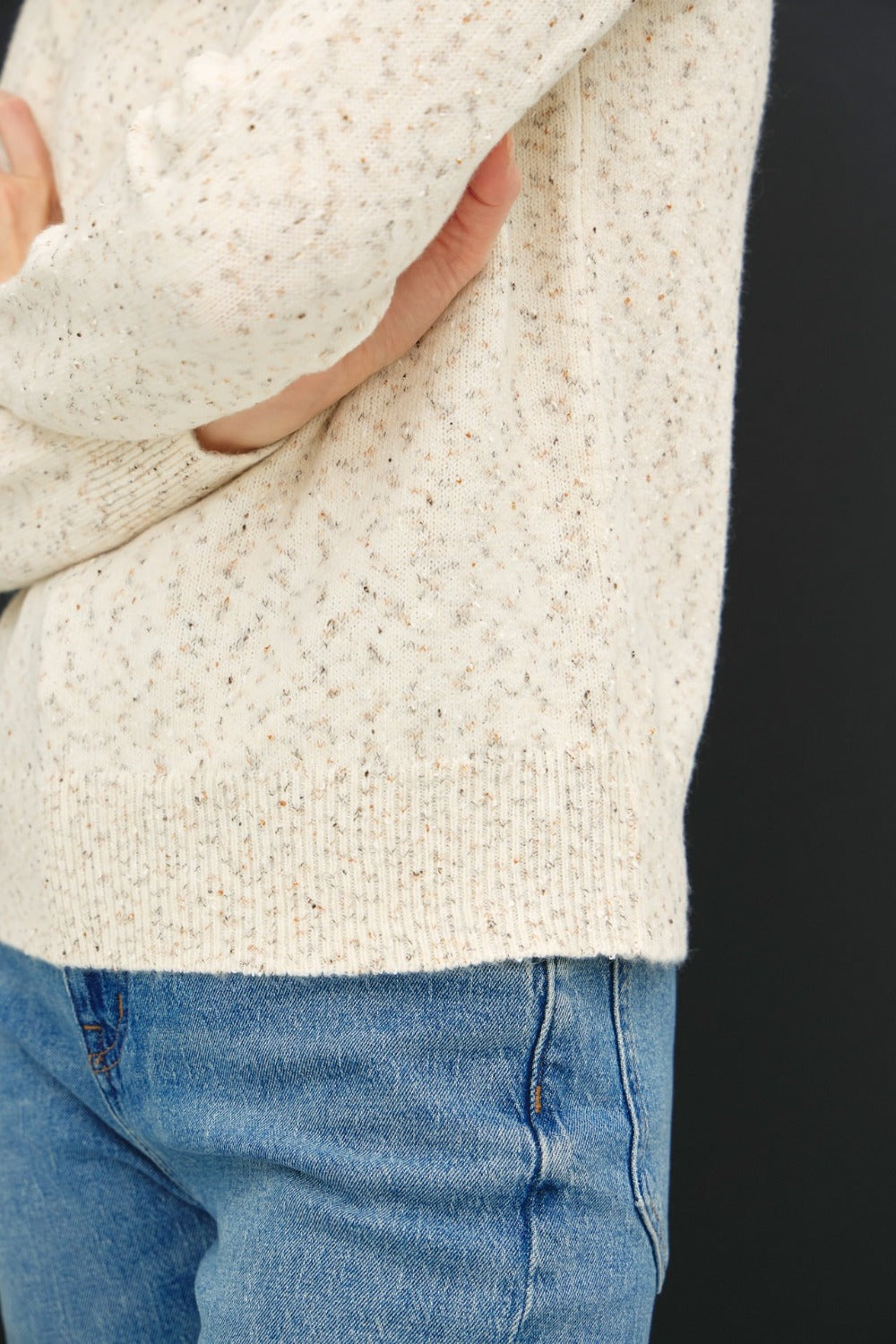 Versatile Heathered Round Neck Long Sleeve Sweater for Cozy Style