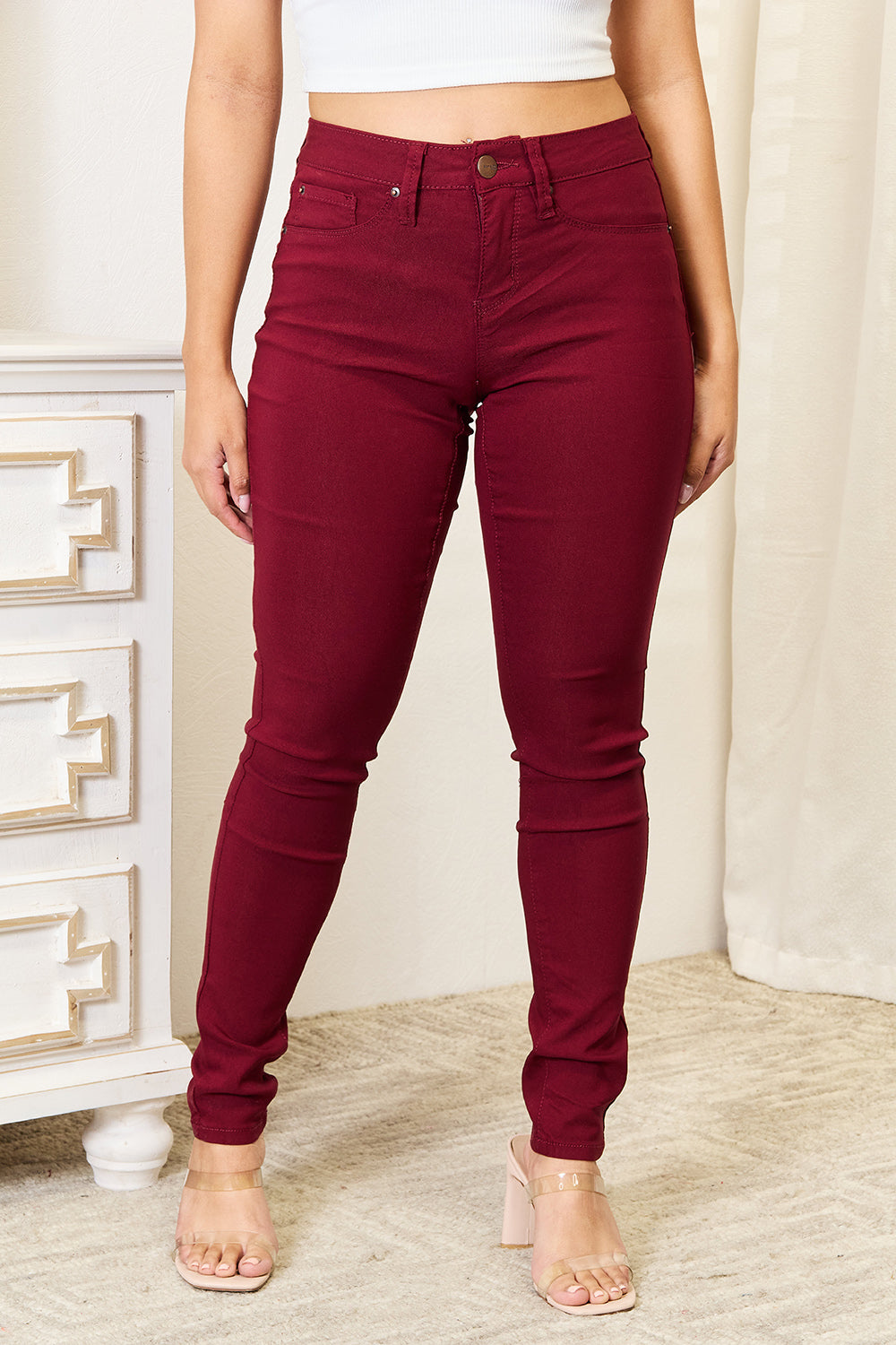 YMI Jeanswear Skinny Jeans with Pockets - Comfort & Style for Your Curves