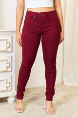 YMI Jeanswear Skinny Jeans with Pockets - Comfort & Style for Your Curves