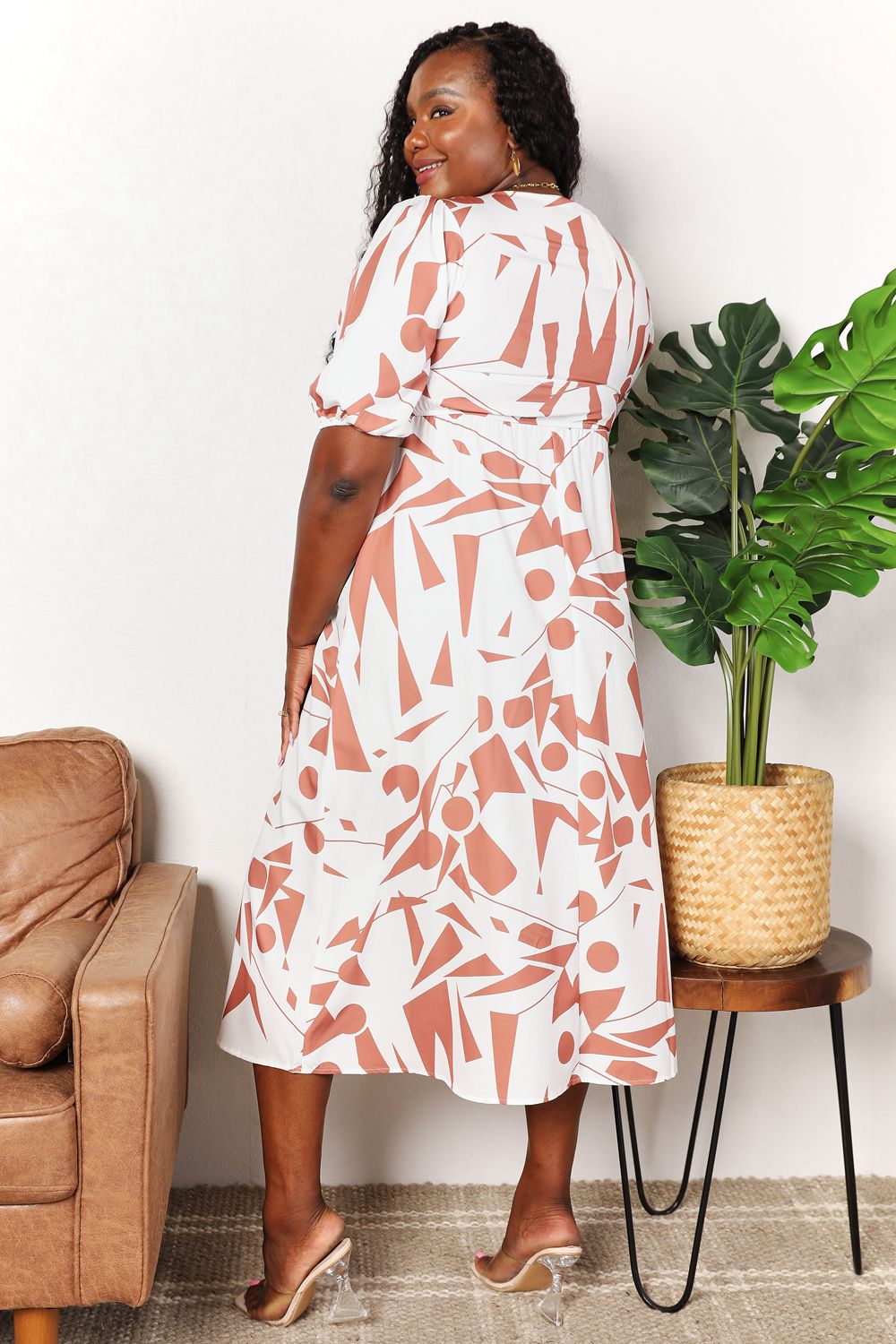 Elegant Printed Surplice Balloon Sleeve Midi Dress for Day & Night