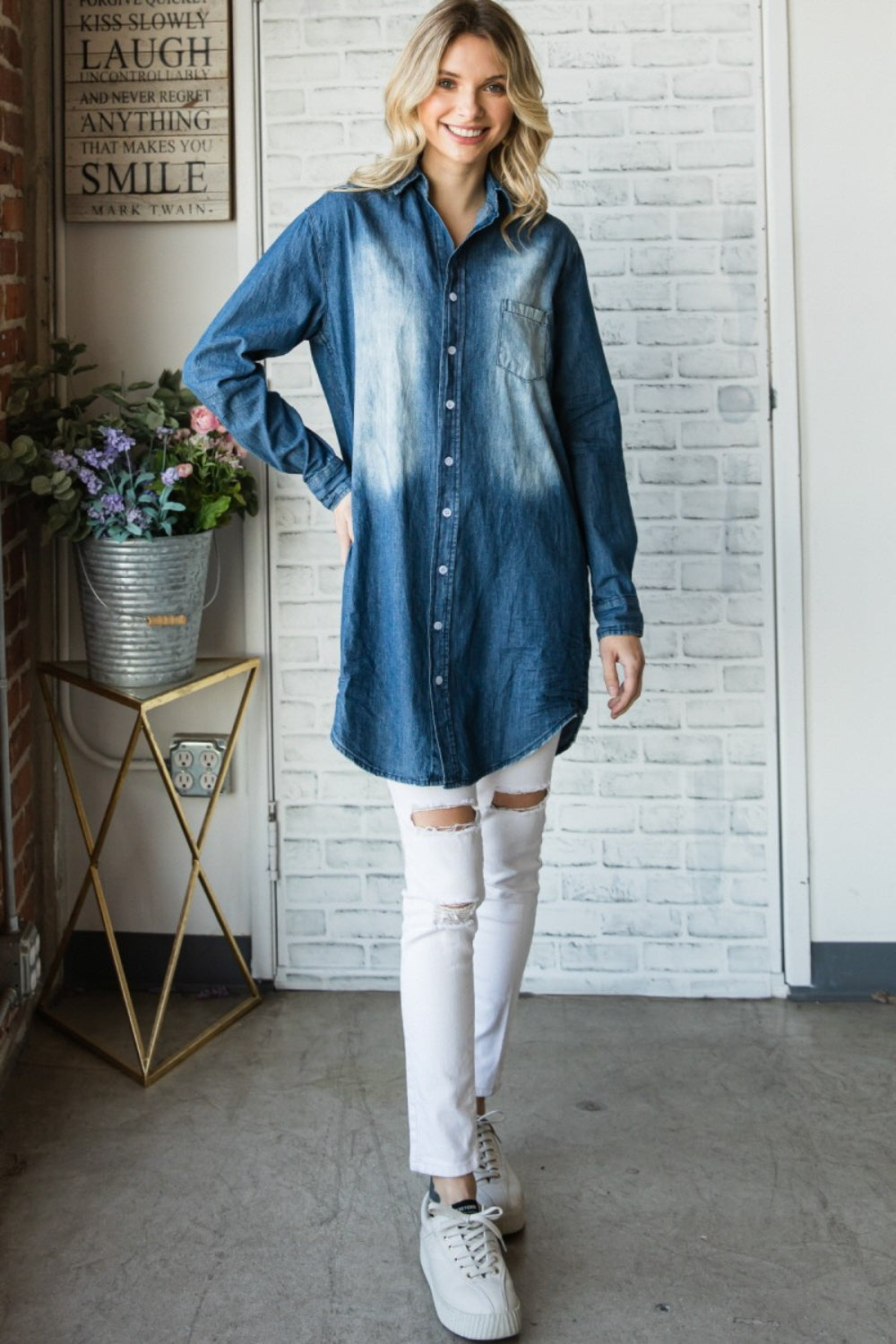 Veveret Pocketed Button-Up Washed Denim Shirt for Women - Chic & Comfortable