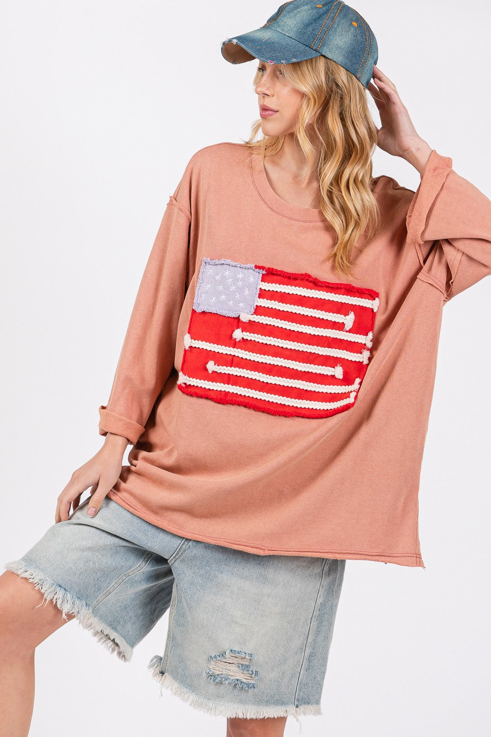 Patriotic American Flag Patch Cotton T-Shirt with Drop Shoulder Style
