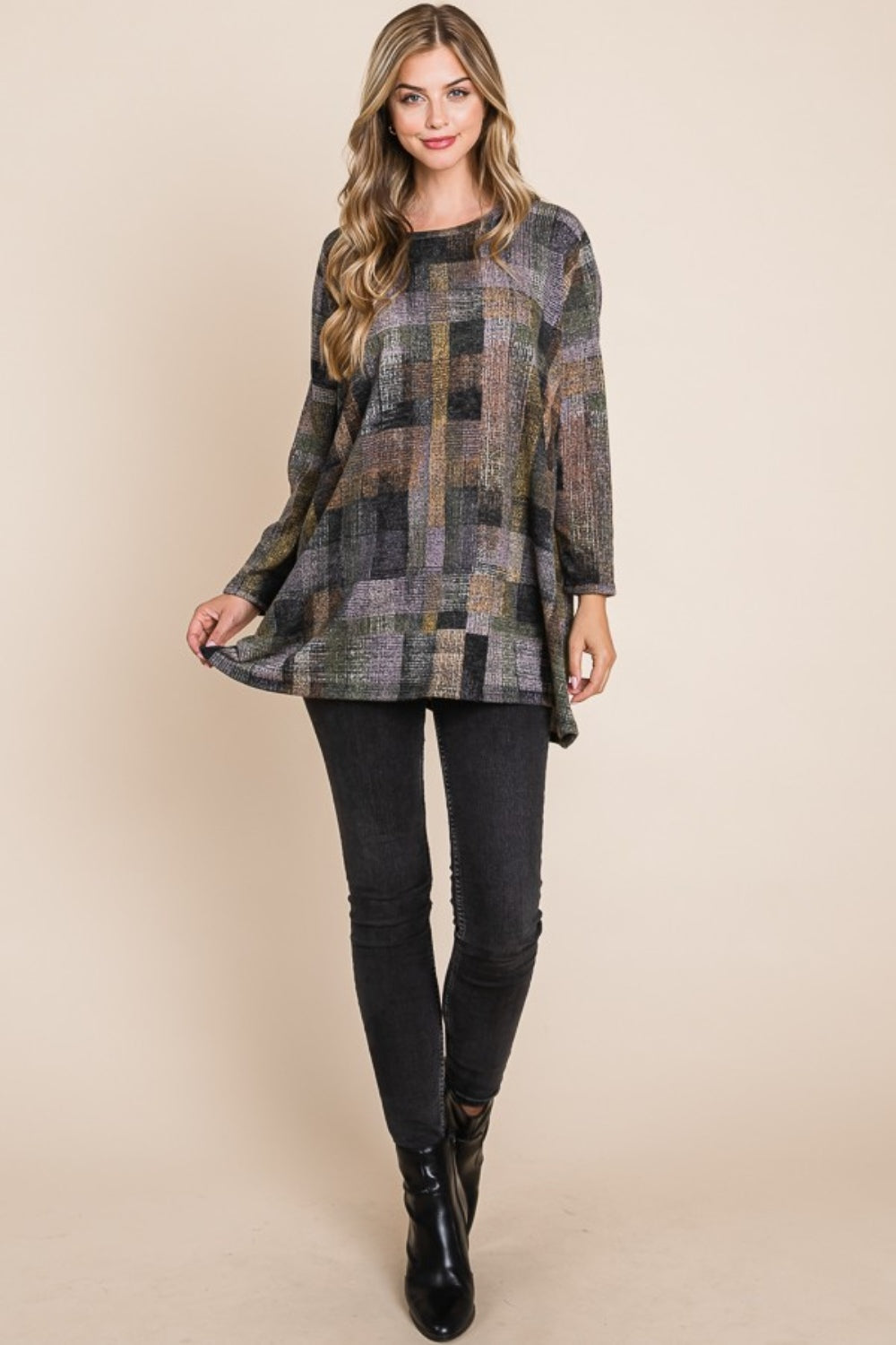 BOMBOM Women's Plaid Round Neck Long Sleeve Top - Timeless Style & Comfort