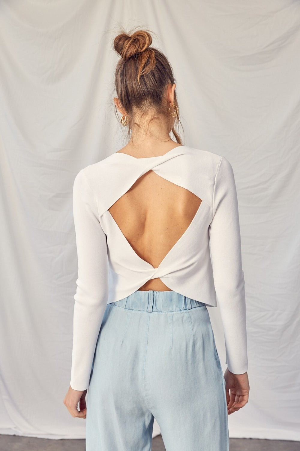 Idem Ditto Women's Twisted Backless Long Sleeve Knit Top - Stylish & Sexy