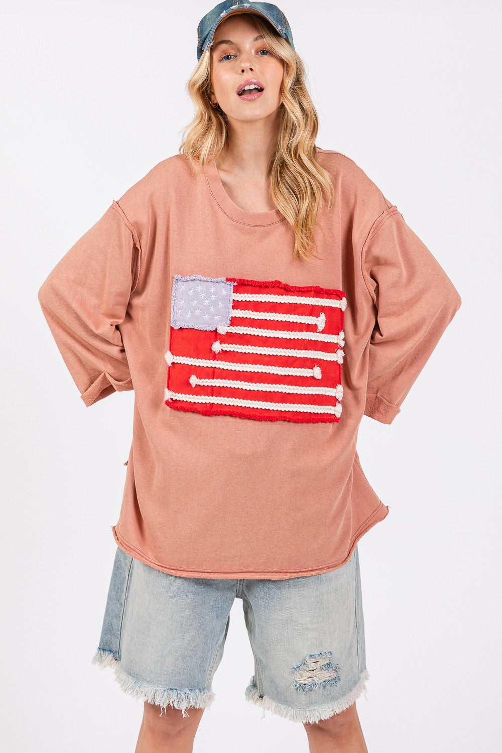 Patriotic American Flag Patch Cotton T-Shirt with Drop Shoulder Style