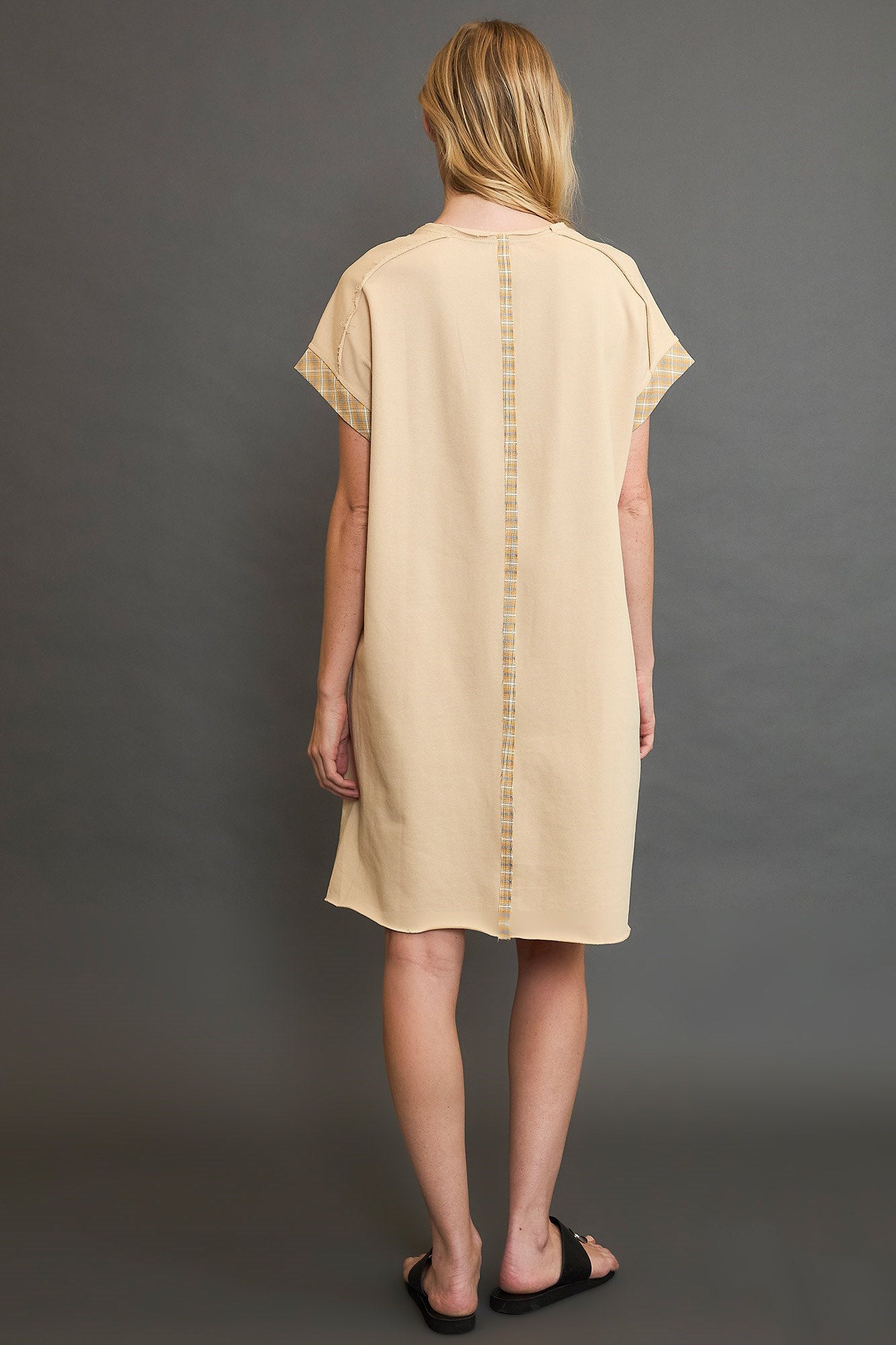 Umgee Women's Peace Plaid Applique Short Sleeve Mini Dress - Stylish & Versatile